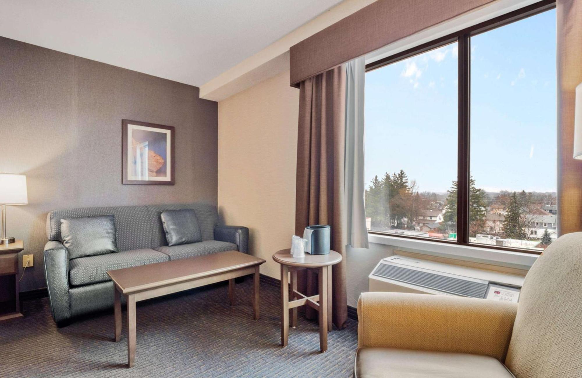 Best Western Plus Cairn Croft Hotel Niagara Falls Exteriör bild
